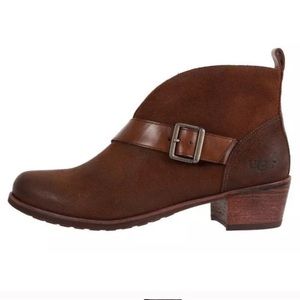 NWOT Ugg Wright buckle bootie